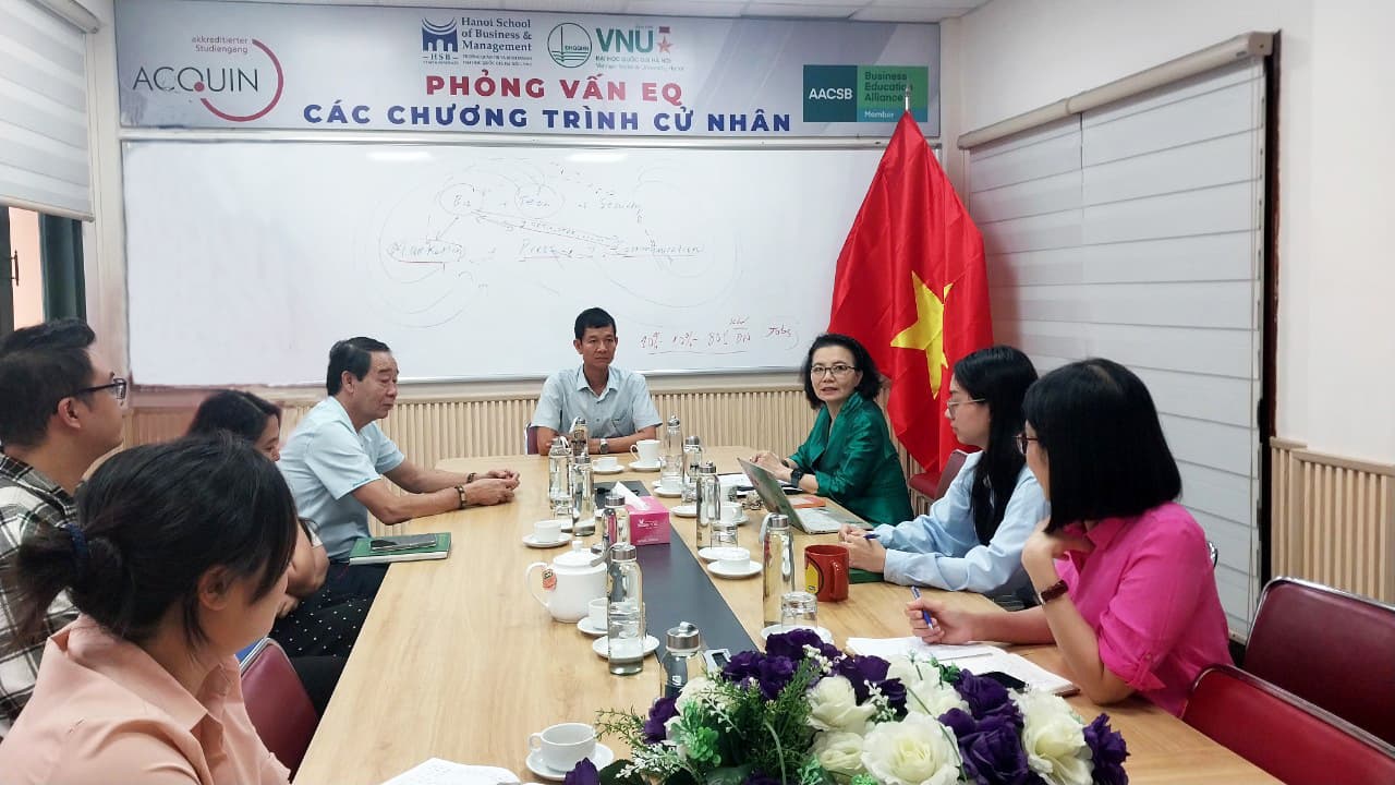 PGS.TS Hoàng Đình Phi, Hiệu trưởng Trường Quản trị & Kinh doanh bàn định hướng Khoa Marketing & Truyền thông trong bối cảnh công nghệ số