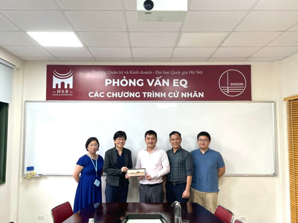 HSB đón tiếp đại diện Đại học Tunku Abdul Rahman