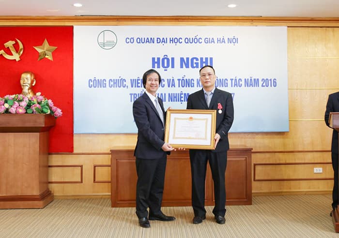 Người thầy góp phần thắp sáng ước mơ, mở đường cho thế hệ trẻ hội nhập với nền khoa học thế giới