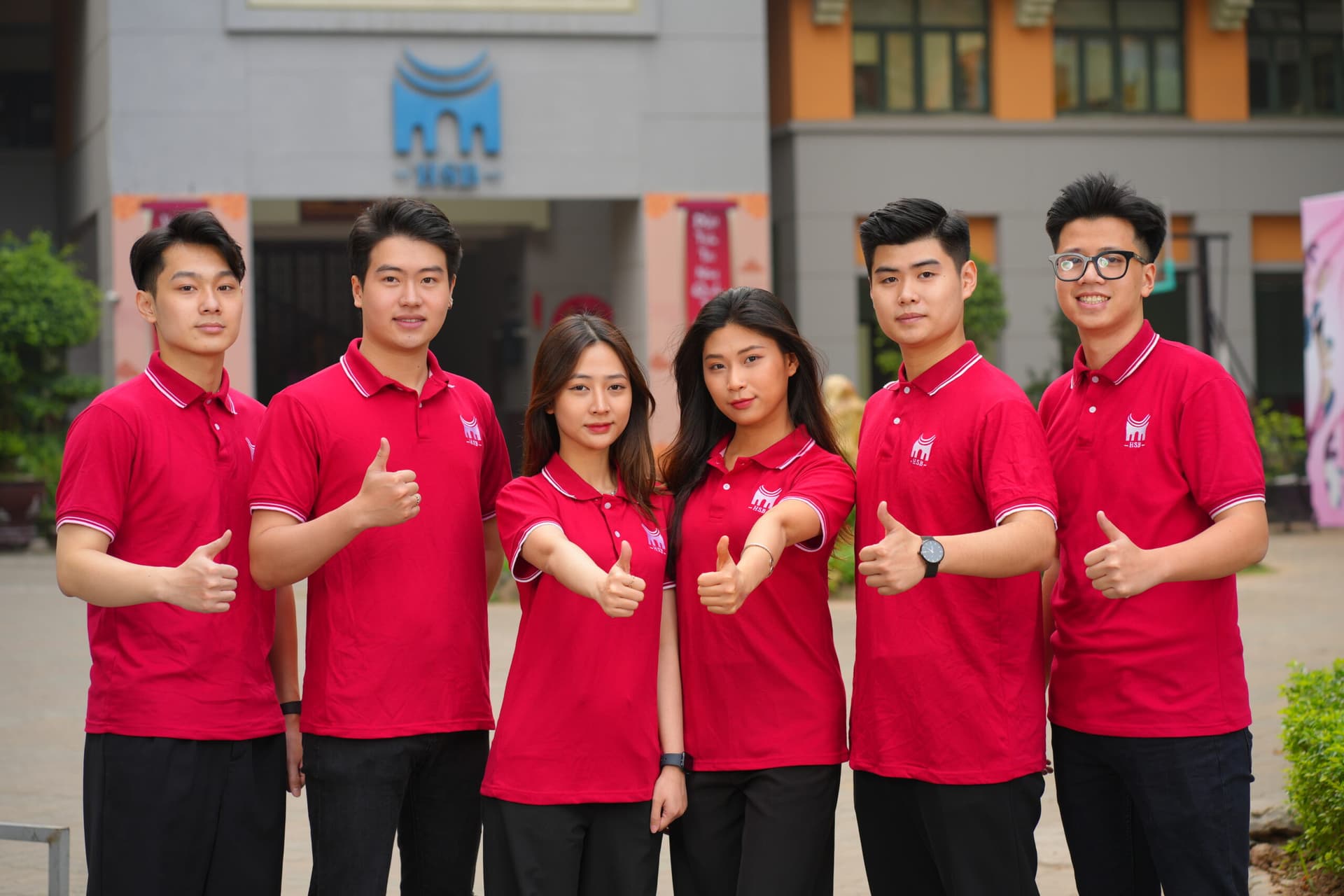 Thông báo học phí và học bổng các chương trình Đại học 2025