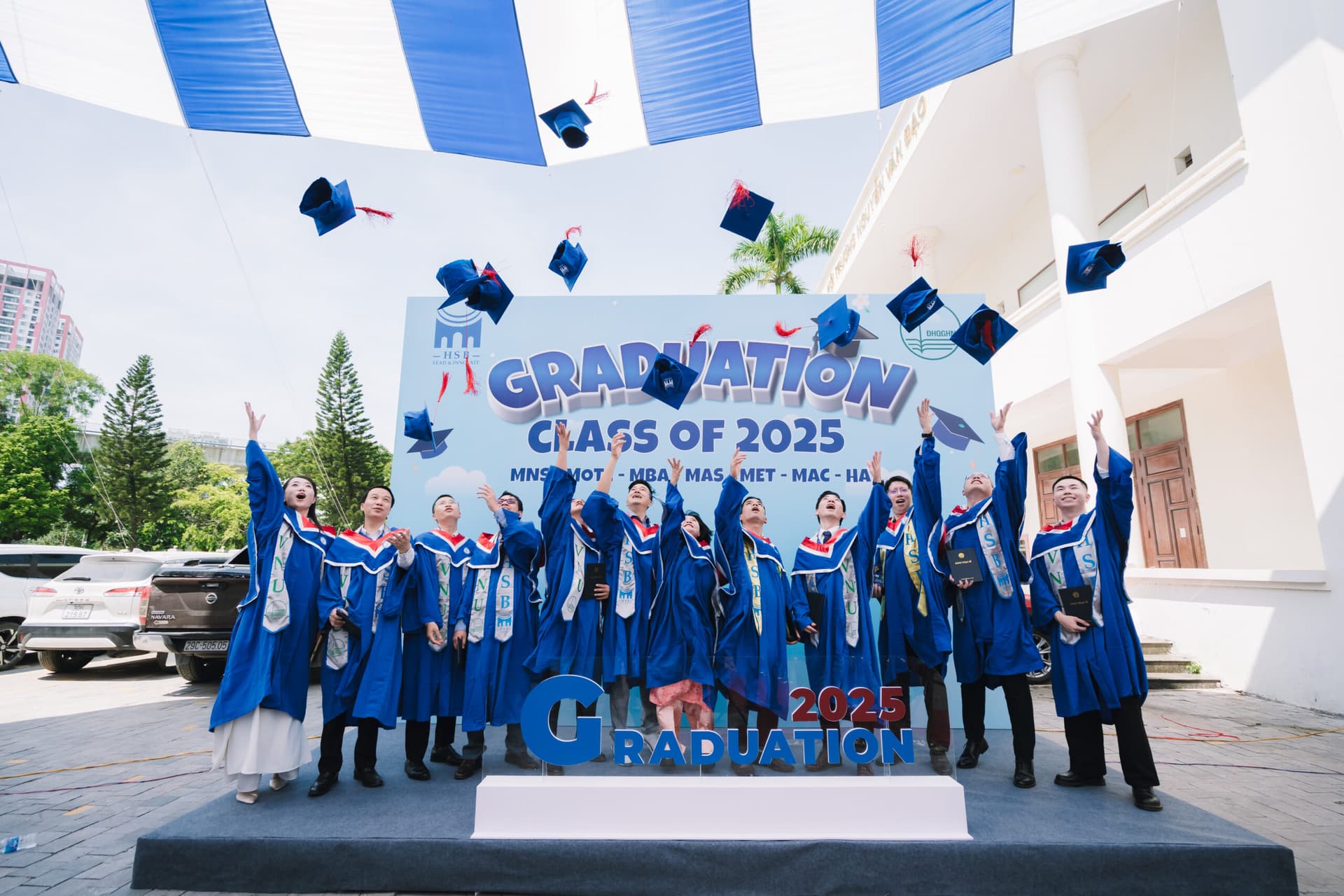 Scholarship for the International Bachelor Degree Program with Victoria University (Australia)